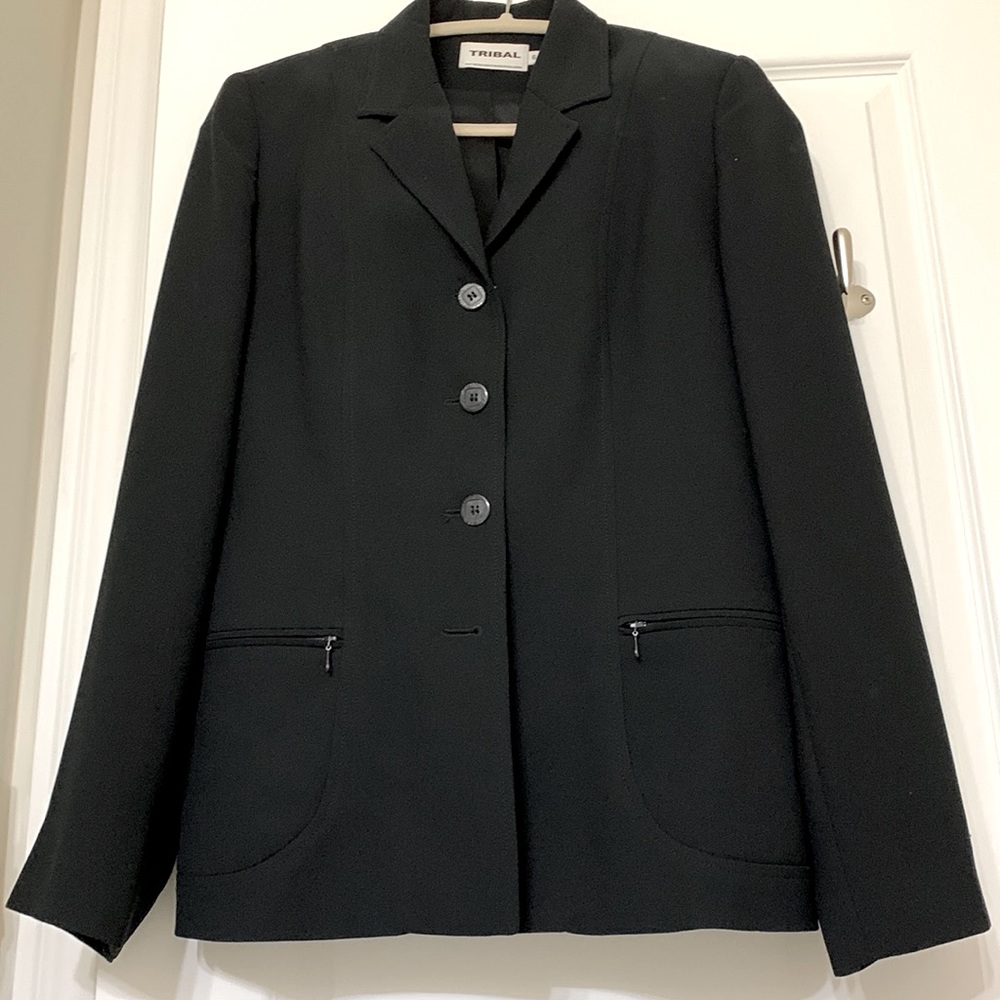 Women Suit Jacket/ Worn once, excellent New like condition.